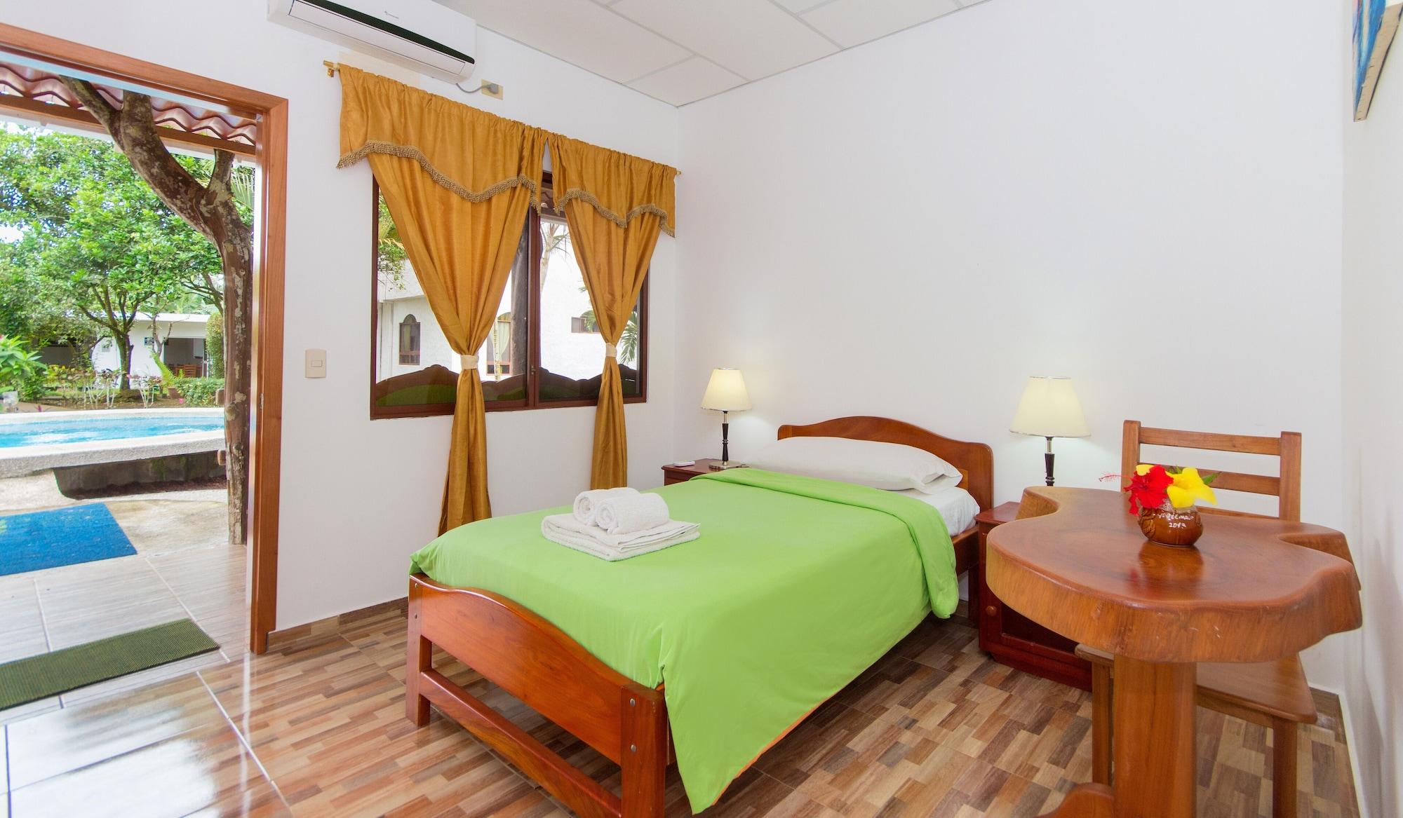 Hotel Twin Galapagos ปูแอร์โตอาโยรา ภายนอก รูปภาพ