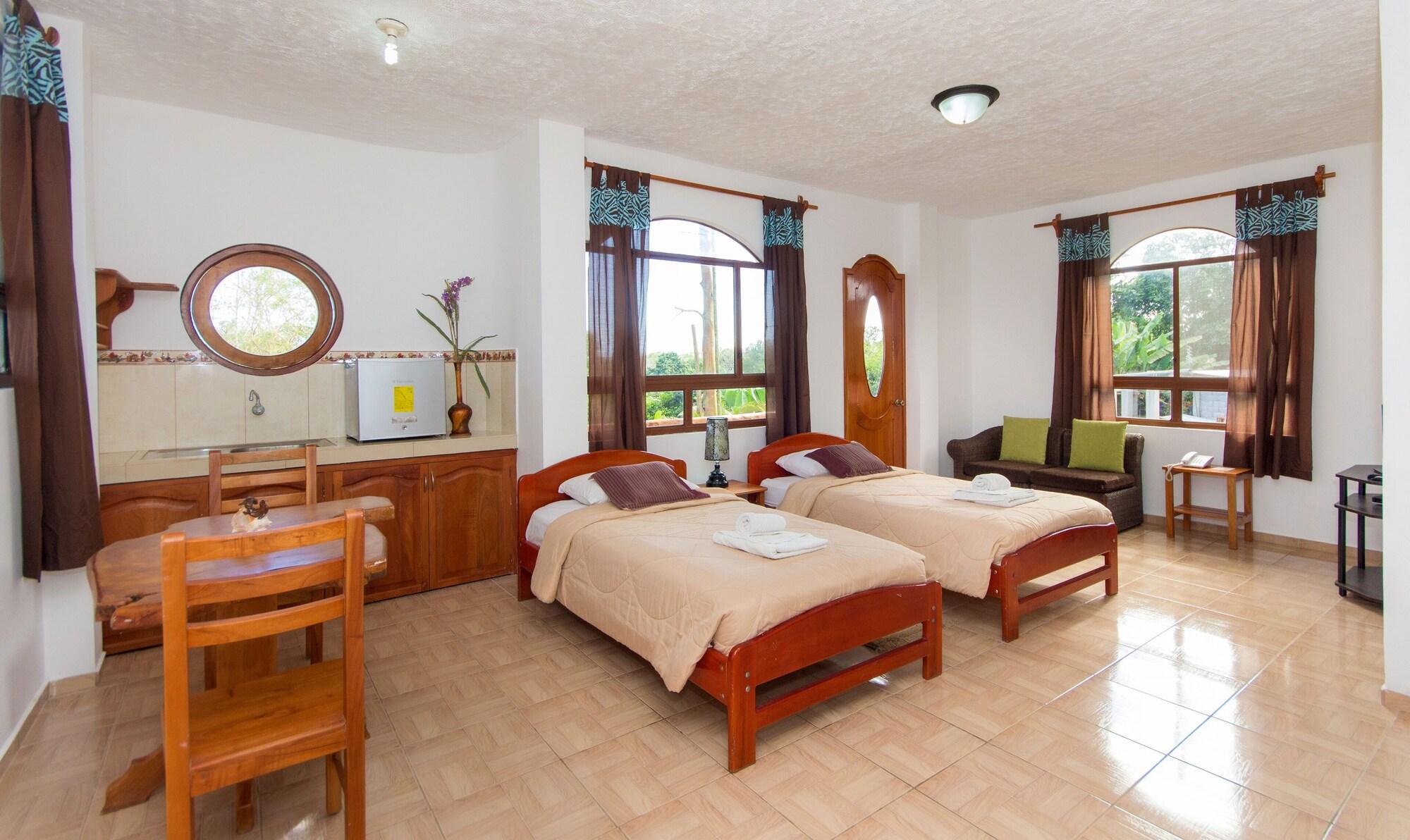 Hotel Twin Galapagos ปูแอร์โตอาโยรา ภายนอก รูปภาพ