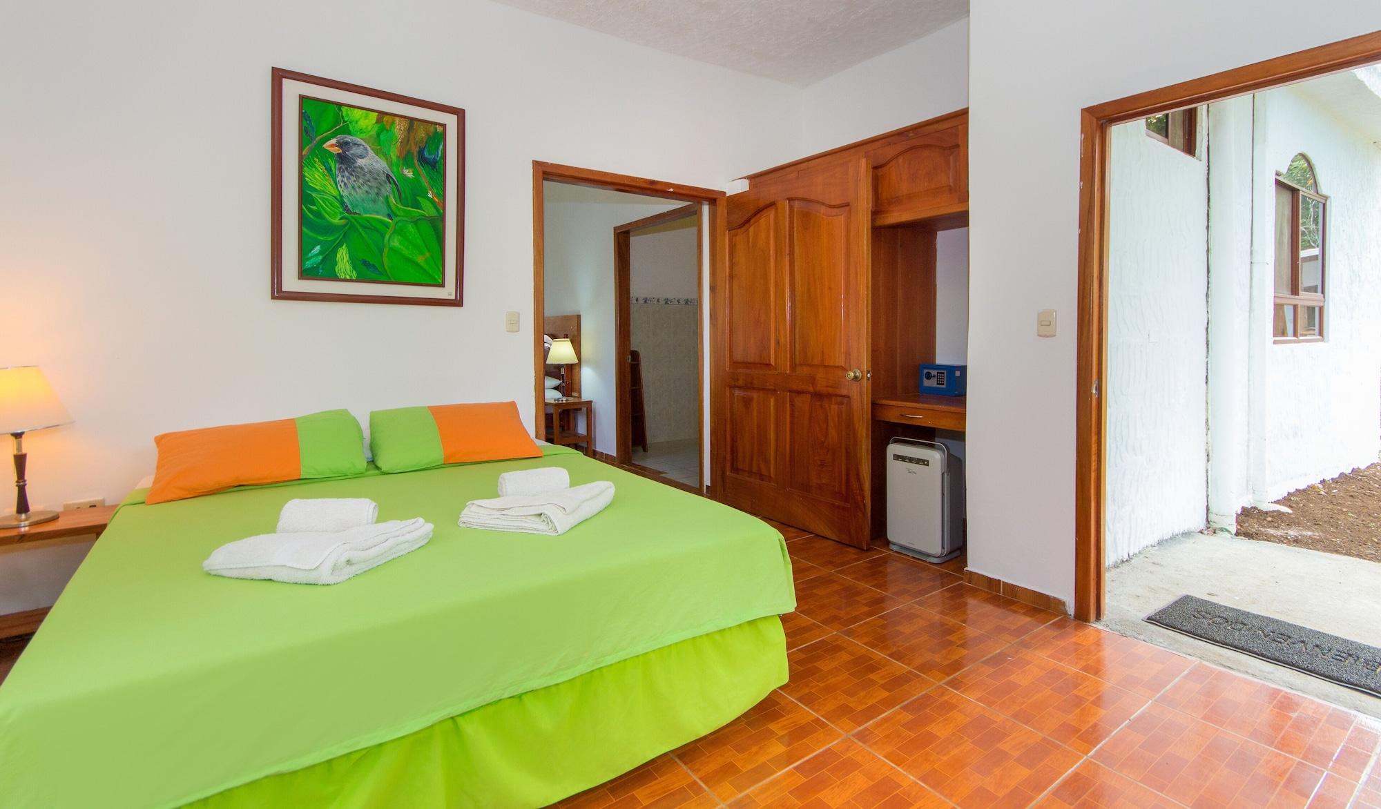Hotel Twin Galapagos ปูแอร์โตอาโยรา ภายนอก รูปภาพ