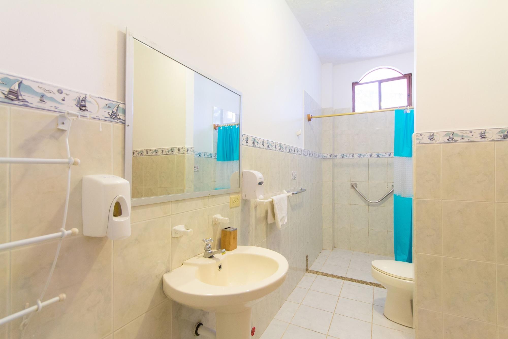 Hotel Twin Galapagos ปูแอร์โตอาโยรา ภายนอก รูปภาพ