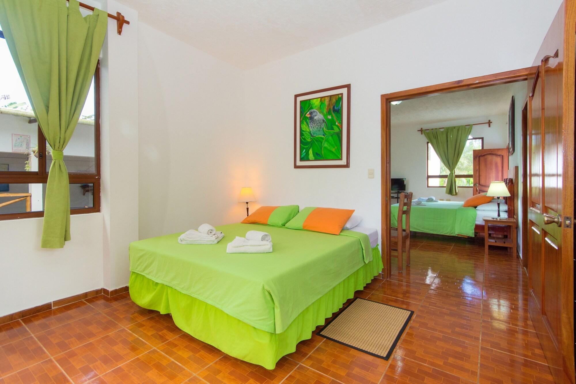 Hotel Twin Galapagos ปูแอร์โตอาโยรา ภายนอก รูปภาพ